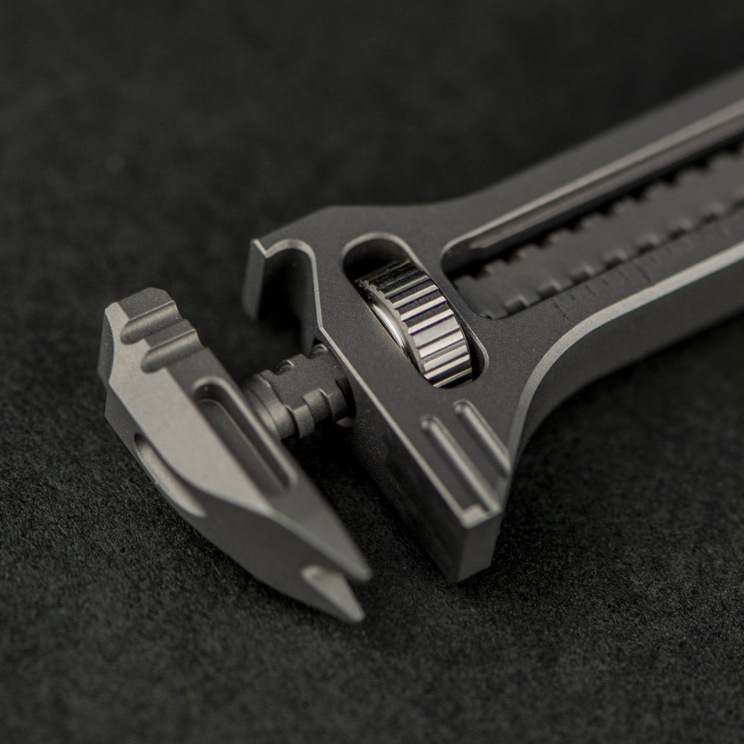 MultiCraft™ | Titanium MultiTool